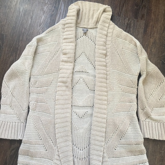 Aerie Cardigan with pockets - Picture 2 of 5